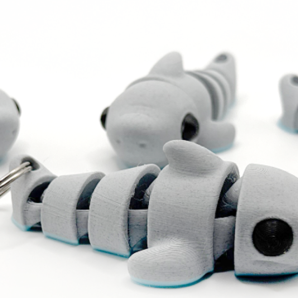 The Pocket Predator: Mini Articulated Flexi-Shark