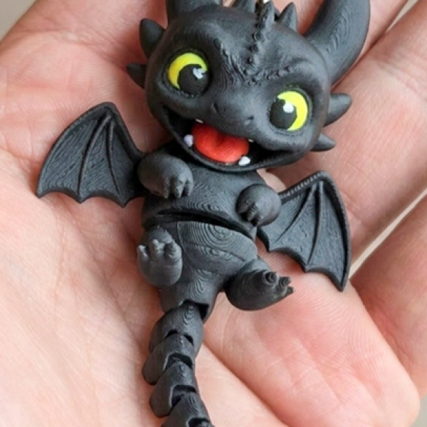 The Midnight Companion: Articulated Toothless Dragon Keychain