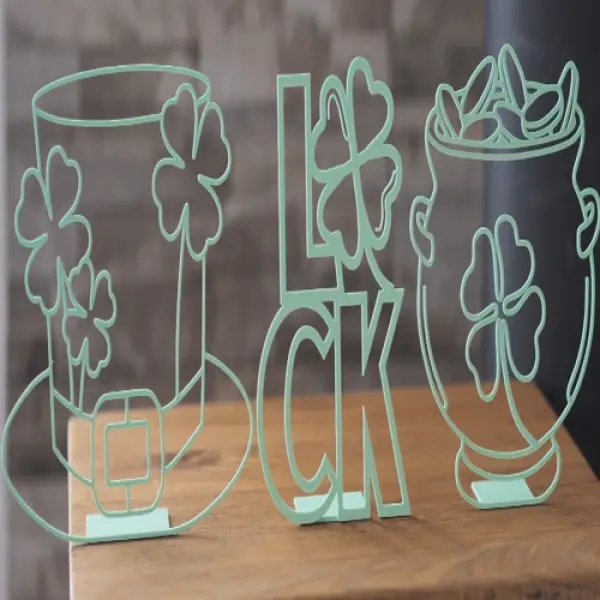 St. Patrick’s Day Decoration with Stand