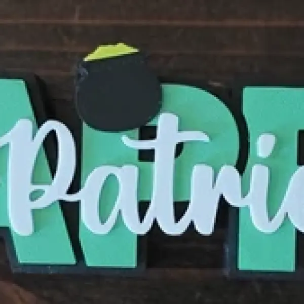 Happy St Patricks Sign w/ Extras
