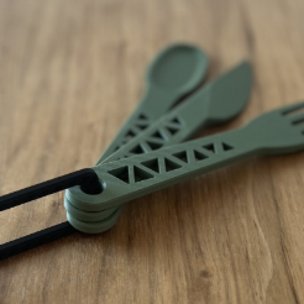 SummitSpoon: The Ultra-Lightweight EDC Cutlery Set