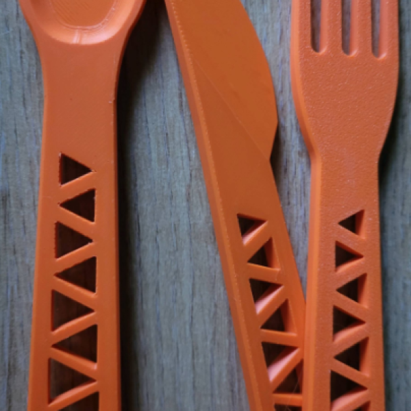 SummitSpoon: The Ultra-Lightweight EDC Cutlery Set